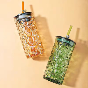 Bouteilles en verre créatives pour jus de fruits 400 ml en forme d'ours, avec pailles, tasses à lait mignonnes résistantes à la chaleur pour la maison avec couvercles - Product Image 3