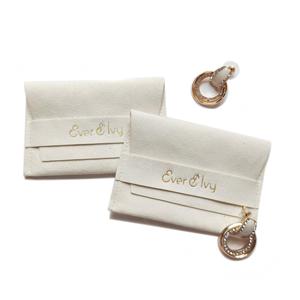 <span class=keywords><strong>Pochette</strong></span> en microfibre velours haut de gamme personnalisée avec logo pour présentation de bijoux et emballage de bagues – Vente en gros - Product Image 2