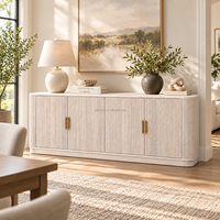 Buffet vintage blanc cannelé avec poignées dorées, console de rangement de style français pour salle à manger, salon, entrée