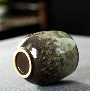 ชุดน้ำชาจีนเวสต์กรีน ชุดกงฟูเซรามิกทำมือ (4 ถ้วยพร้อมกาน้ำชาและถาดไม้) สำหรับใช้ในบ้านและสำนักงาน - Product Image 6