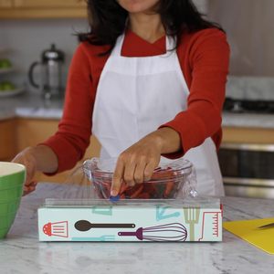 HuamaohengchunCook's Tools Refillable <b>Plastic</b> <b>Wrap</b> Dispenser - One 12" x 250' Roll of Professional Grade <b>Plastic</b> <b>Wrap</b> - BPA Free - Product Image 6
