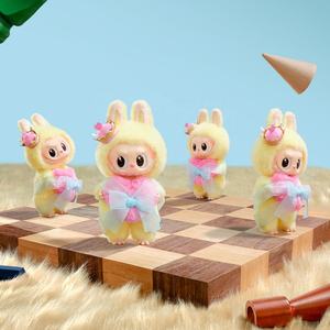 ตุ๊กตาเซรามิกซีรีส์ "Monster Battle" ของแท้จาก Popmat LABUBU - รุ่น King, Queen, พวงกุญแจแบบแขวน - Product Image 5