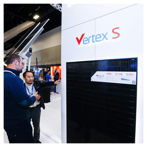 Trina <span class=keywords><strong>Vertex</strong></span> <span class=keywords><strong>S</strong></span> 445 Plus Inversor solar 450W Solarpanel 420W Marco negro Rotterdamm Stock Panel 500W 550W 405 Precio Paneles <span class=keywords><strong>400W</strong></span> - Product Image 4