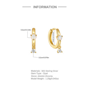 Ensemble de boucles d'oreilles créoles huggie S925 en argent sterling avec rivets étoile et lune incrustés de zircon, style australien - Product Image 5