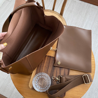 Sac à main tendance en cuir PU marron, bandoulière réglable, sac à bandoulière grande capacité, vente en gros de sacs pour femmes