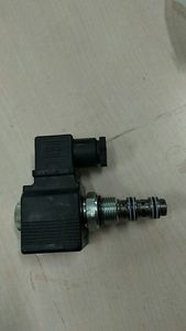S221N S221NH24 C13H24/14 C13H24 403AA00911A S203N-H24 S203N S203NH24 DANFOSS IH Solénoïde d'origine compétitive - Product Image 3