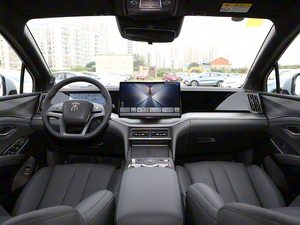 BYD SONG L DM-i: Vehículo Eléctrico Híbrido Enchufable de 5 Puertas y 5 Asientos, SUV Mediano con Caja de Cambios E-CVT y Velocidad Máxima de 180 km/h - Product Image 4