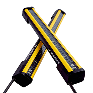 Récepteur/émetteur de rideau lumineux de sécurité C4C-SA15030A10000 compatible avec la protection des machines DeTec4 Core - Product Image 2
