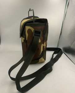 DFU62 - Cantimplora Militar Personalizada Estilo Alemán, Cantimplora de Camuflaje Portátil para Hombre, Bolsa de Hombro - Product Image 3