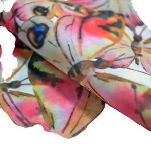 Nouveau tissu en mousseline de soie florale imprimé à la mode 100% tissu imprimé en mousseline de soie à bulles de polyester pour robes vêtements