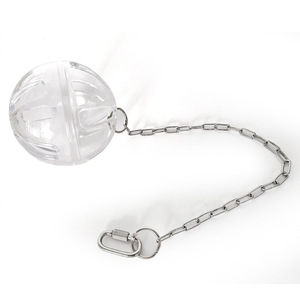 Comedero Colgante Estilo C con Cadena de Acero Inoxidable para Verduras, Frutas y Pollos - Product Image 4