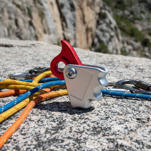 Dispositivo Anticaduta con Blocco Corda 15KN, Freno per Corda in Lega di Alluminio per Posizionamento e Soccorso, Attrezzatura di <span class=keywords><strong>Sicurezza</strong></span> per Arrampicata - Product Image 1