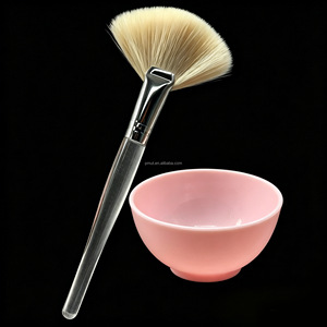 Cepillo de Pelo de Cabra Natural Suave y Esponjoso para el Cuidado de la Piel con Tazón para Mezclar Mascarillas, Kit de 2 Piezas para Aplicar Mascarillas Faciales de Arcilla DIY - Product Image 3