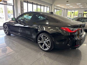 รถยนต์มือสอง ปี 2022 รุ่น 4 Series 430i Coupe 2 ประตู พวงมาลัยซ้าย เบาะหนัง กล้องมองหลัง ซันรูฟ ไฟหน้า LED รุ่นที่ 3 ถุงลมนิรภัย 8 จุด - Product Image 6