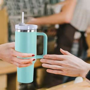 Gobelet isotherme en acier inoxydable de 40 oz avec poignée, compatible avec les porte-gobelets, tasse de voyage réutilisable - Logo et couleur personnalisables - Product Image 2