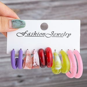 HL Großhandel Kreative Persönlichkeit Typ <span class=keywords><strong>C</strong></span> 5 Paare Set Tropfen Ohrringe Farbe Harz Modeschmuck mit Ohr schlaufen - Product Image 2