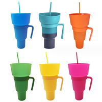 2025 linda fiesta de Navidad Cola Chips 2 en 1 Snack bebida palomitas taza de plástico taza 32oz estadio vaso con bandeja de aperitivos tazón paja