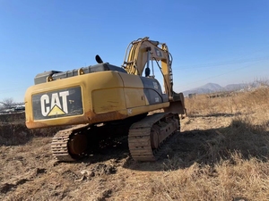 รถขุดมือสองแท้ รุ่น Cat336d2 ปี 2023 สมรรถนะเยี่ยม ดูแลรักษาอย่างดี น้ำหนัก 36 ตัน เครื่องจักรก่อสร้างจากญี่ปุ่น - Product Image 4