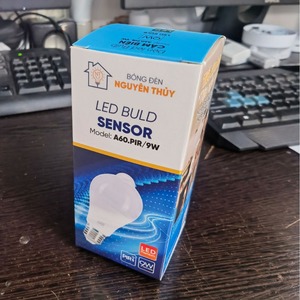 Bombilla LED con Sensor Nguyen Thuy de 9W, PIR con Sensor de Movimiento, E27, para Uso en Hoteles - Product Image 1