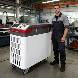 Machine de nettoyage au laser à impulsions de fibres portable 200W-500W, haute puissance, pour le bois, le métal, la rouille, la <span class=keywords><strong>peinture</strong></span>, le graffiti - Product Image 5