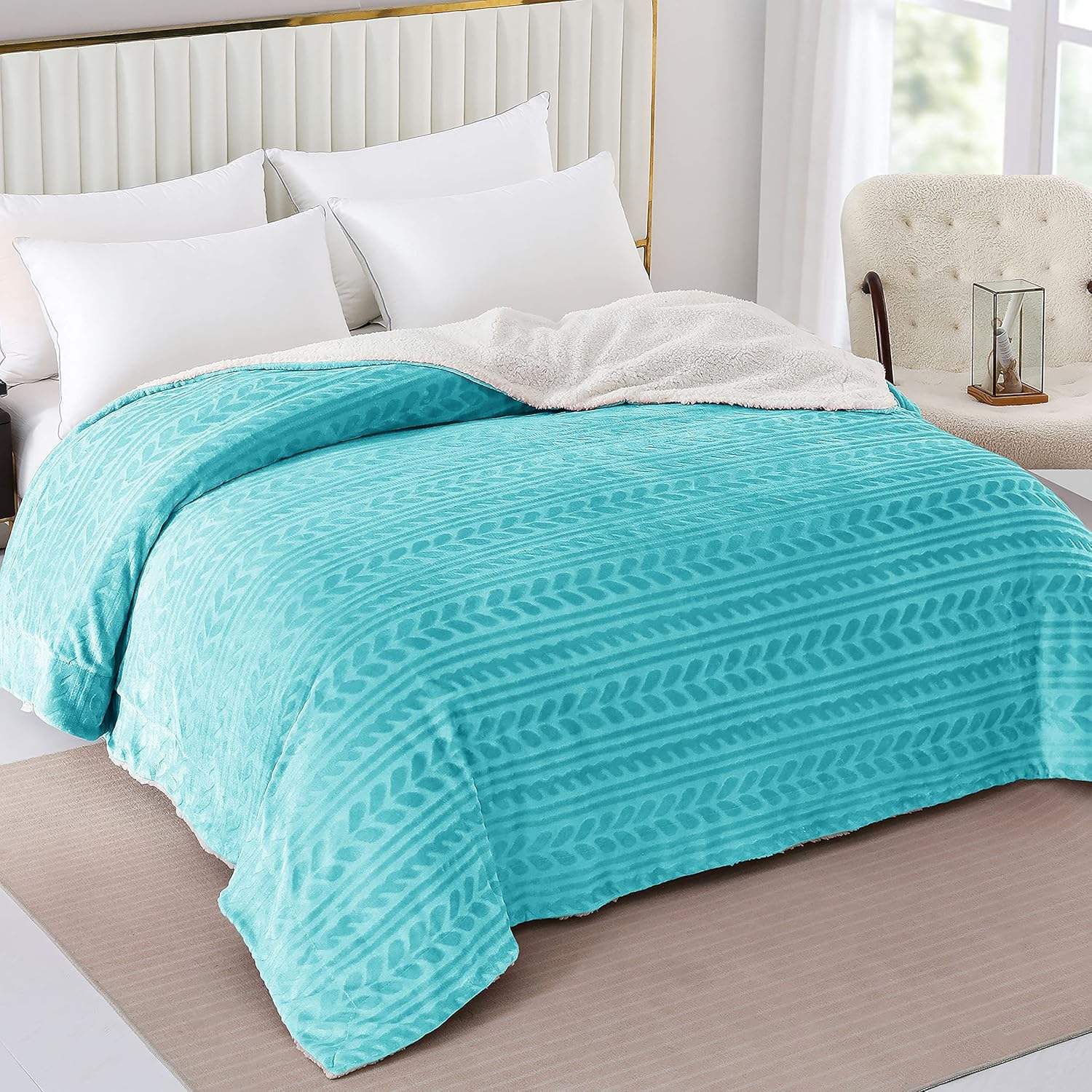 สีฟ้าน้ำทะเล