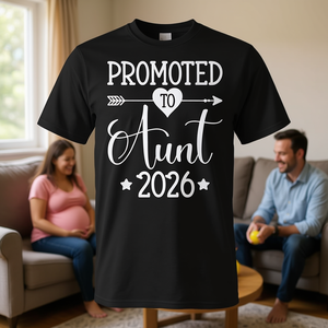 T-shirt d'annonce de grossesse « Promue au rang de tante 2026 » - Product Image 3