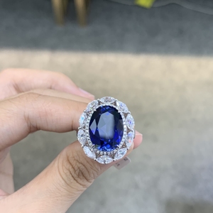 Ruizuan <span class=keywords><strong>Bague</strong></span> <span class=keywords><strong>de</strong></span> fiançailles en <span class=keywords><strong>saphir</strong></span> <span class=keywords><strong>bleu</strong></span> cultivé en laboratoire pour femmes Bijoux <span class=keywords><strong>de</strong></span> mode Diamant ovale élégant pour les cadeaux <span class=keywords><strong>de</strong></span> fêtes <span class=keywords><strong>de</strong></span> Noël - Product Image 2
