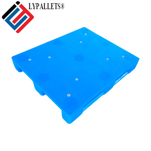 משטח יורו מפלסטיק מוצק של מפעל משטחי יורו מפלסטיק, בעל שלושה רגליים, חד-שכבתי, בטוח למזון, עם רגליים. - Product Image 3