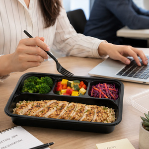 Bandeja de plástico desechable para llevar, de calidad alimentaria, apilable, con 4 compartimentos, apta para microondas y refrigerador, para restaurantes y catering. - Product Image 4