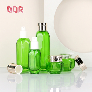 Flacon en verre pour crème de soin de la peau verte, lotion, masque facial, fond de teint, avec bouchon pompe et bouchon à vis, 30g, 50g, 50ml, 120ml, 150ml - Product Image 1