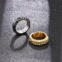 Glam-Rock Retro martelé Surface usée Bande mate sans ternissement Anneau lunaire irrégulier pour hommes femmes