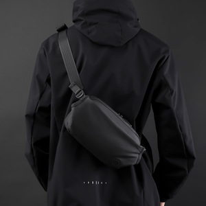 Sac banane unisexe imperméable en nylon, forme tonneau, moyen, avec fermeture éclair, sac à bandoulière minimaliste tendance, pochette pour téléphone - Product Image 6