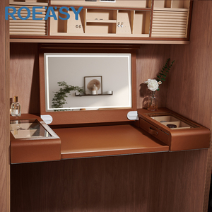 ROEASY Miroir de courtoisie à lumière LED <span class=keywords><strong>avec</strong></span> système de levage AI et <span class=keywords><strong>armoire</strong></span> à bijoux garnie de cuir Mécanisme de panier rétractable - Product Image 1