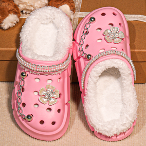 Sepatu Clogs Musim Dingin Berlapis Bulu dengan Rantai Dekoratif Bunga-Bahan EVA Anti-selip Berlapis Katun Nyaman Hangat Tali yang Dapat Disesuaikan untuk Anak Perempuan - Product Image 2