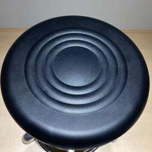 Sillas de Trabajo Estéticas de Cuero PU con Ruedas, Taburete Giratorio Redondo para Fábrica, Taller, Hospital, Oficina, Escuela, Instituto, Universidad, Bar - Product Image 3