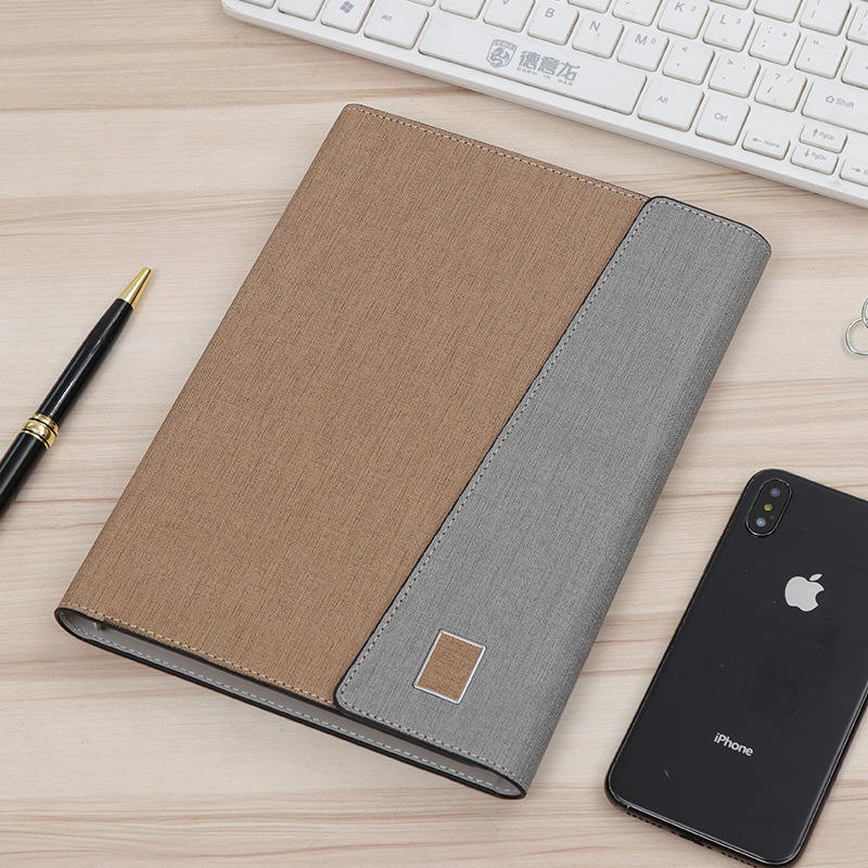 สีน้ำตาล