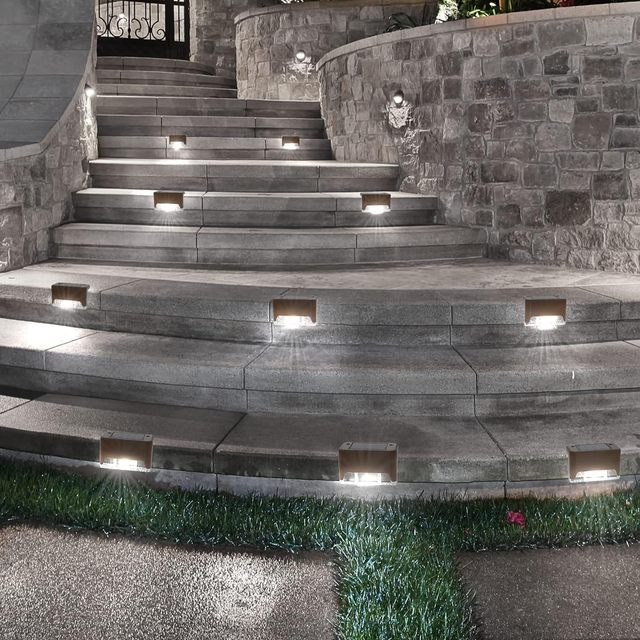 Outdoor Stair Light Solar Powered Fence Low Voltage Led Step Patio Lamp IP65 Dusk to Dawn Landscape Pathway Fence Steps Stairs