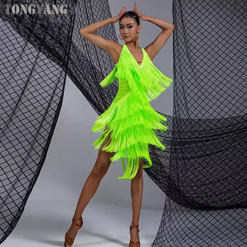 تونج يانج 2024 فستان رقص لاتيني احترافي جديد مثير للسيدات حفلات القاعة تنورة حريمي ملابس الرقص التدريب