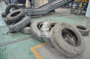 Broyeur et déchiqueteur de déchets de bois à double arbre de haute qualité 2025, haute productivité, 380V électrique, capacité de 6t/h - Product Image 3