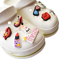 Patchs de chaussures en caoutchouc 3D personnalisés en relief avec motifs de dessins animés, cœurs et fleurs multi-formes pour chaussures