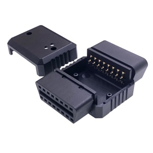 GPS追跡用のオスとメスを備えた空のOBD2コネクタを収容するプラスチック製の<span class=keywords><strong>OBD</strong></span> - Product Image 1