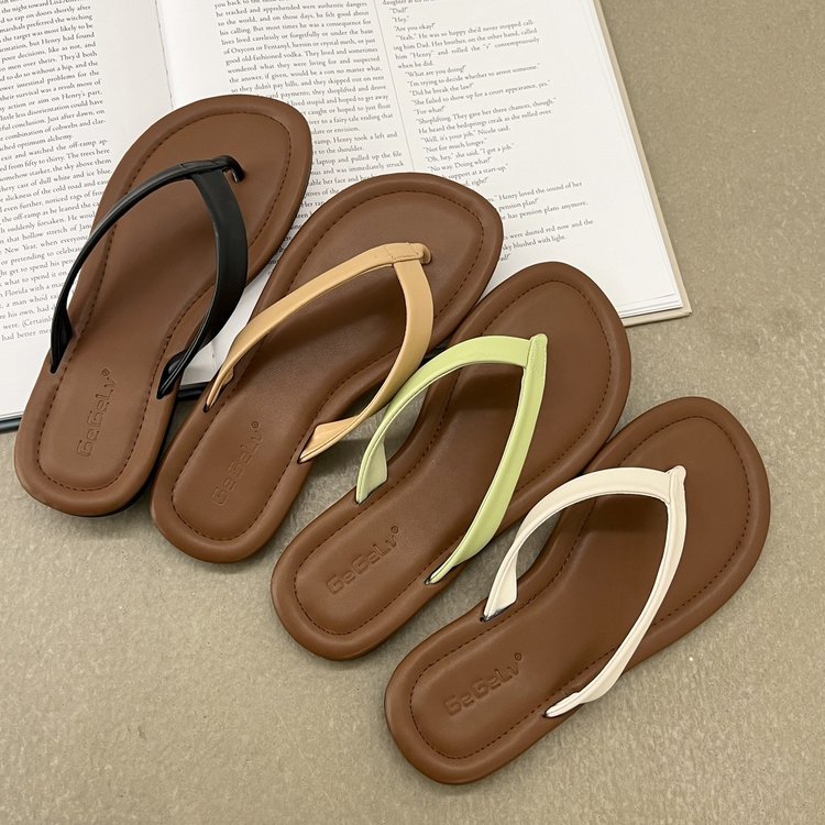 Wholesale Girls Leather PU Slipper Women Shoes Summer Sandals Flat Flip Flops Slippers