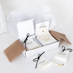 100 Cartes De Présentation Blanches Pour Bijoux - Support D'Affichage Colliers, Bracelets (9x7,5 Cm) Pour Boutique Ou DIY