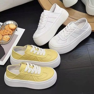 Korean-style trendy women's shoes - cute style, round toe, thick sole, comfortable and casual shoes, fashionable walking shoes - Product Image 3