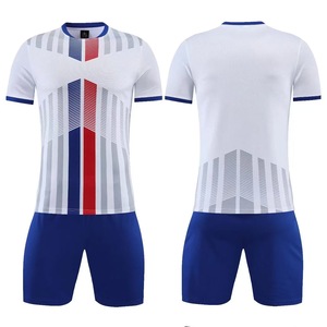 <span class=keywords><strong>Divise</strong></span> Personalizzate Maglie da Uomo Retrò Abbigliamento Vintage <span class=keywords><strong>Kit</strong></span> Magliette Uniformi di Qualità per Bambini Maglia da Calcio - Product Image 3