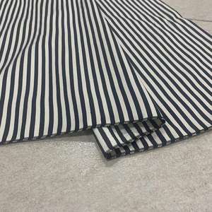 Tessuto di cotone di <span class=keywords><strong>lino</strong></span> <span class=keywords><strong>a</strong></span> <span class=keywords><strong>righe</strong></span> bianche e nere di buon prezzo per il vestito - Product Image 2