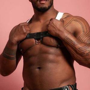 Sexy hombres negro blanco cuero Metal anillos cuerpo pecho arnés Punk hombre cuero Bondage disfraz Sexy <span class=keywords><strong>Gay</strong></span> Club Rave correas Crop Top - Product Image 2