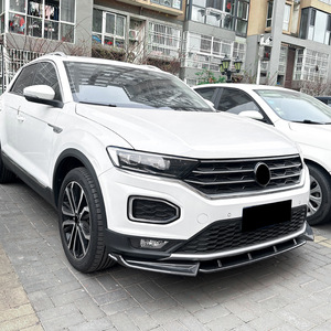 ลิ้นกันชนหน้า Amp-Z สำหรับ Volkswagen T-Roc สีดำเงา ลายคาร์บอนไฟเบอร์ ผิวด้าน รุ่นมาตรฐาน ปี 2018-2022 - Product Image 2
