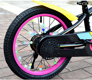 Perles décoratives populaires pour rayons de vélo, designs personnalisés pour enfants, accessoires de décoration pour rayons de roue de vélo - Product Image 1