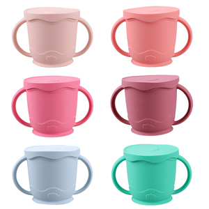 Lohas 2022 doux Non toxique doux imperméable lavable bébé sucette bavoir en silicone - Product Image 5